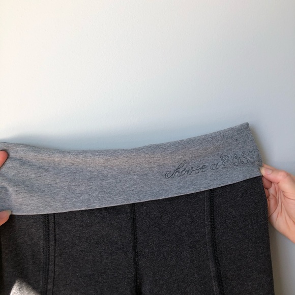 Lululemon flared pants - grey - Size 6 - Picture 2 of 4